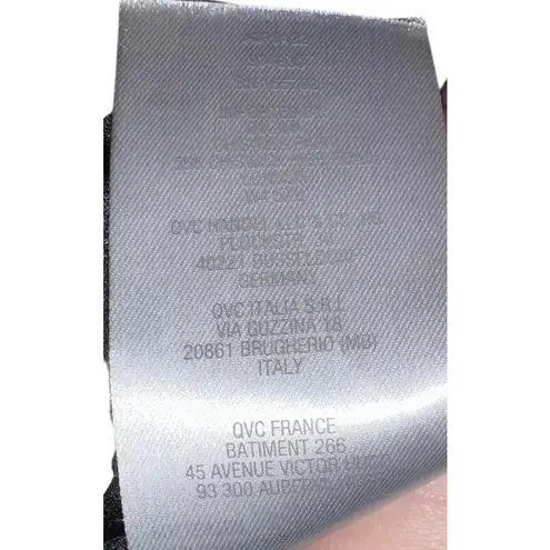 Elizabeth And Clarke Black Long Sleeved Blouse With Flirty Hem Women’s Size 16