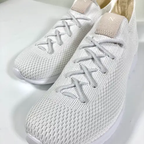 Nisolo NWB Women's Athleisure Eco-Knit Sneaker White Size 7 US