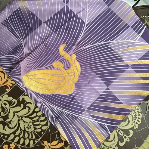 TATCHI SILKY SQUARE SCARF Purple