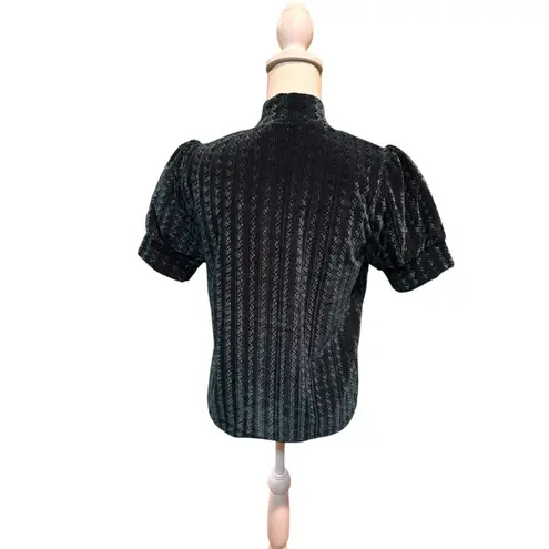 THML Green Velvet Mock Neck Puff Sleeve Textured Short Sleeve Top Size Small