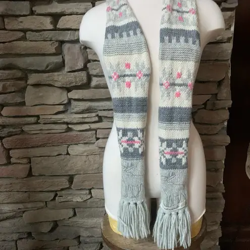 Abercrombie & Fitch Y2K  Grey and Pink Wool Scarf with fringe