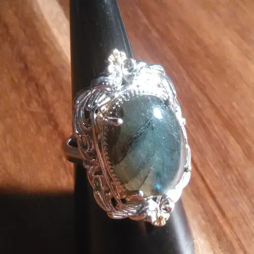Malagasy Labradorite 18K Yellow Gold Plated and Platinum Bond Ring (Size 7)