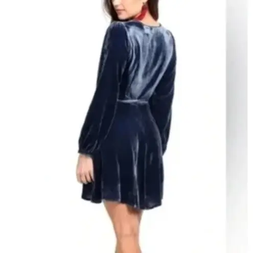 Yumi Kim NWT Blue Velvet Duchess Long Sleeve Belted Mini Wrap Dress LARGE