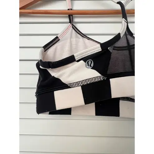 Lululemon  Flow Y Bra IV White Black Pink Mesh Size 4 - Image 3