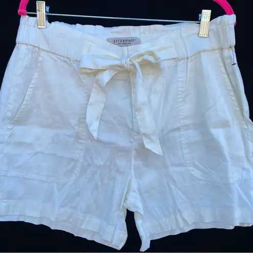 Liverpool Women's Cream Shorts Paper Bag Waist Elastic Waistband Size 14 NWOT