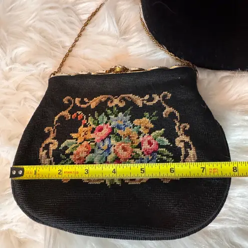 Floral Embroidered Black‎ Handbag Black