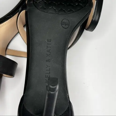 Kelly & Katie Black Strap Sandals Size 8.5