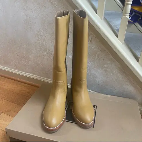 Frye  Banana boots Camryn Tall Pull on Leather boots Yellow Sz 9 - Image 7