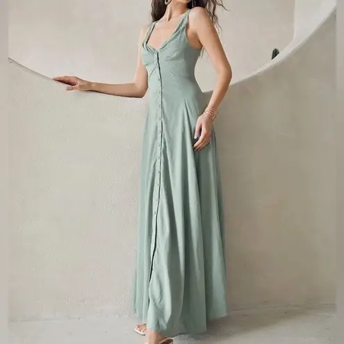 Elegant Sage Green Maxi Dress Size M