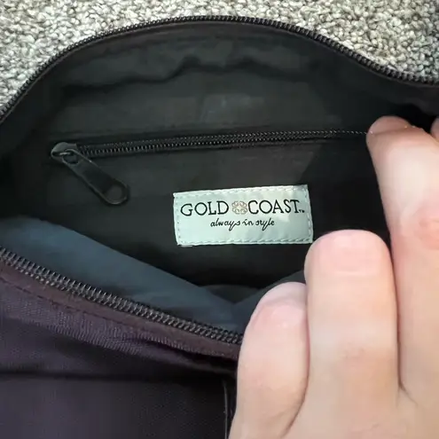 Chic Purple Crossbody Bag with Versatile Design