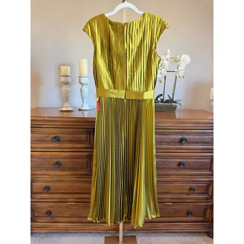 Mac Duggal Pleated Midi Dress Chartreuse Belted V Neck Size 6 NWT - Image 6