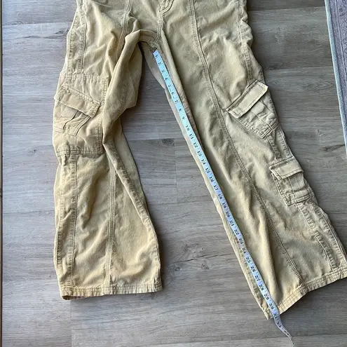 BDG Urban Outfitters Y2k Corduroy Cargo Pants size M