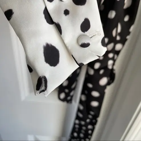 LPA NWT  Dolman Wrap Top in Austin Print