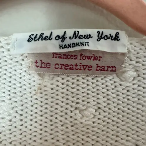 Vintage Hand Knit French Girl Preppy Coastal Short Sleeve Sweater With Pom Poms White