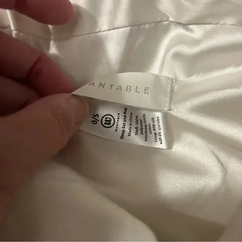 Wanna Be New soft travel plus sleep bag zipper lightweight light academia White