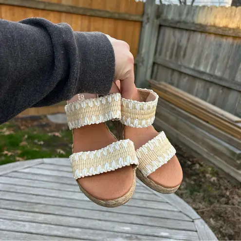 Andre Assous NOLITA STITCHED RAFFIA ESPADRILLE WEDGE size 37 or 6.5 us Tan