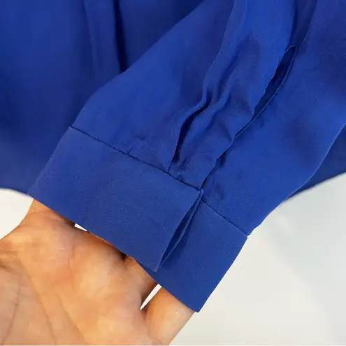 Babaton T. 100% Silk Royal Blue Hidden Button Down V-neck Blouse Size Small