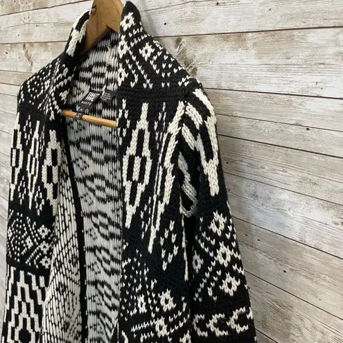 W by Worth Womens PS Cardigan Sweater Wool Blend Open Front Aztec Black & White Size undefined