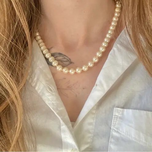 American Vintage Vintage “Zillah” Ivory Pearl Necklace 18” Gold Tone Marquis Fishhook Classic