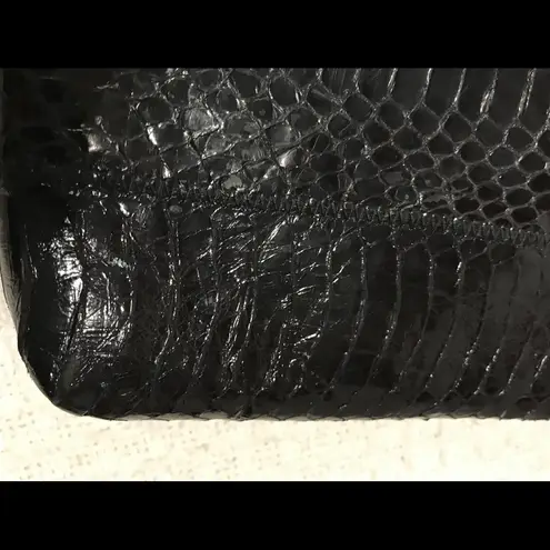 Black Woodward crock embossed Shoulder bag