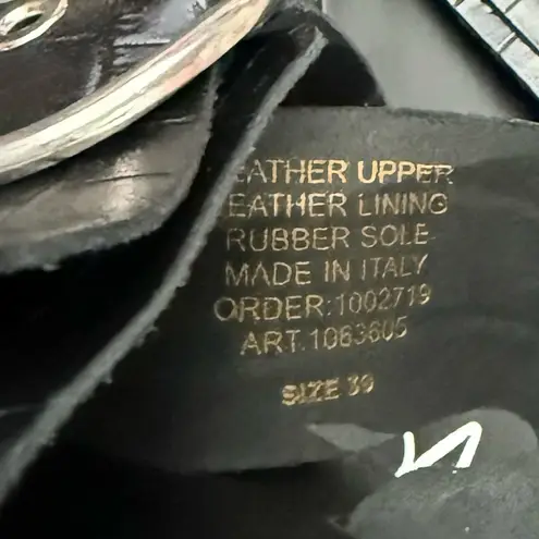 K. Cobler Italian Black Leather / Silver Buckle Flat Sandals Size 39 / 8.5