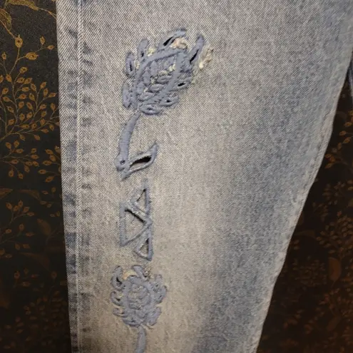 Levi's NEW  High Rise, Button Fly, Cropped, 501 Embroidered Denim Jeans