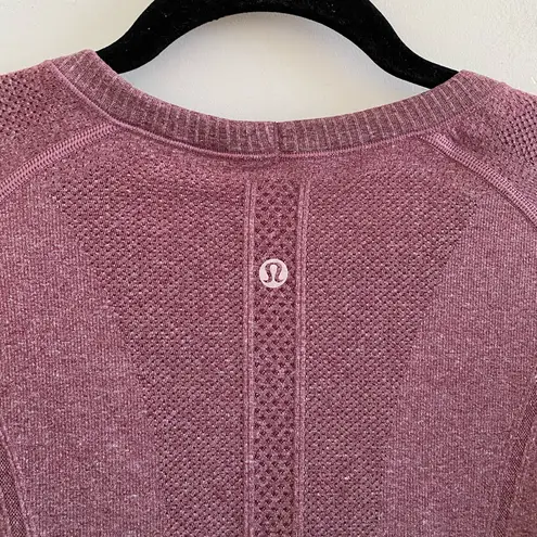 Lululemon  Swiftly Tech Short Sleeve Crew In Heathered Bordeaux Drama Size 12