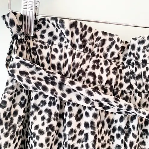 SheIn  Leopard Cheetah Animal Print Paperbag Waist Shorts Medium M NWOT