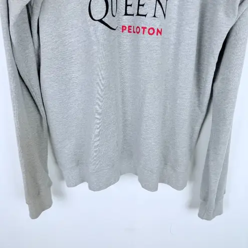 Peloton x Queen Graphic Pullover Sweatshirt Gray Crewneck Unisex Large L