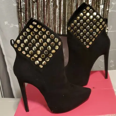STUDDED SEXY SPIKE ANKLE BOOTS WITH HEELS SZ 8/M Gold