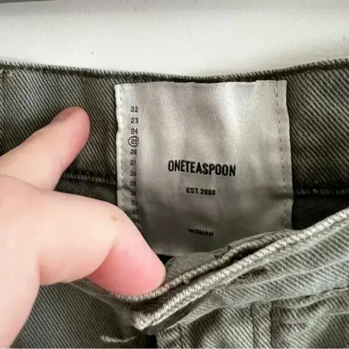 One Teaspoon  Denim Shorts Cutoff Size 25