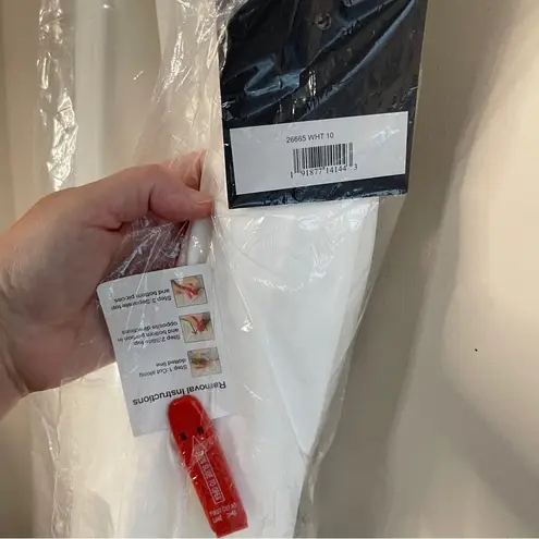 Mac Duggal NWT IEENA 26665 One Shoulder Bow Detail Side Slit White Gown, Sz10