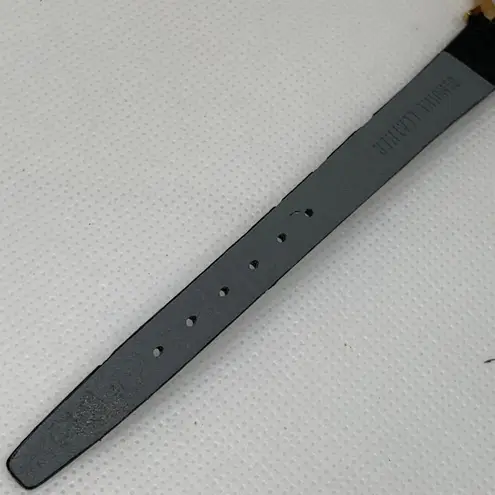 Vintage women gold tone watch quartz analog 22mm round black leather running