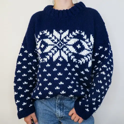 Vintage 80s Chunky Blue Fair Isle Snowflake Sweater Size L