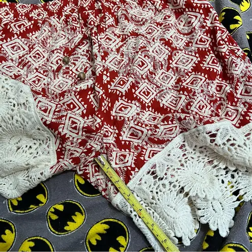 Solitaire Women's Red and White Lace Trim Shorts