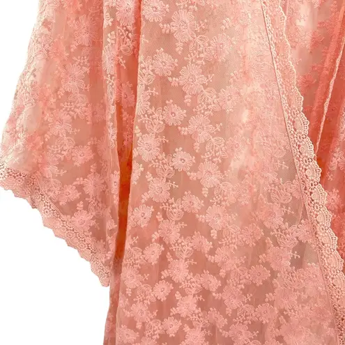 In Loom Pink Floral Embroidered Lace Kimono  Boutique