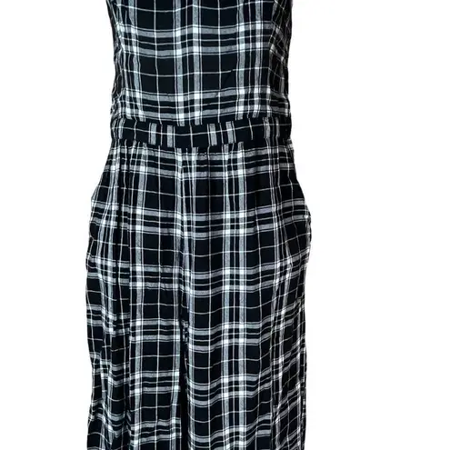 Hollister  Black and White Plaid Jumpsuit Size Medium‎