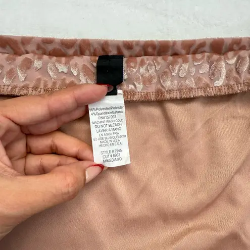 Windsor  Leopard Velvet Burnout Mini Skirt size medium