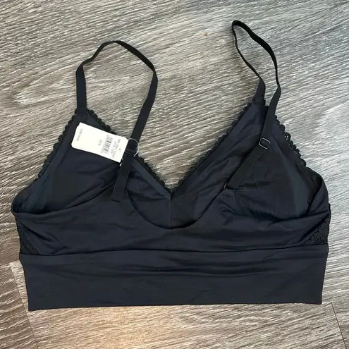 Aerie NWT Arie Wireless V-Neck Lace Bralette In Black Size Small