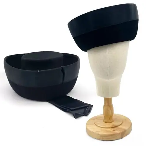 Vintage 1950s Carol Black Velour Breton Hat Wide Satin Band New York Creation