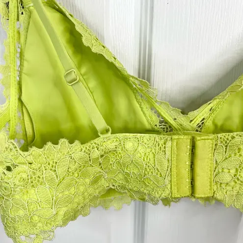 Etam Women's Green Lace Bralette 36B Wireless Adjustable Straps Celery Juice Size undefined