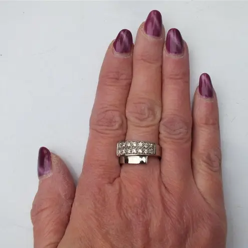 Charming Women's Silver CZ Ring With Wrap Around Design, Size 8