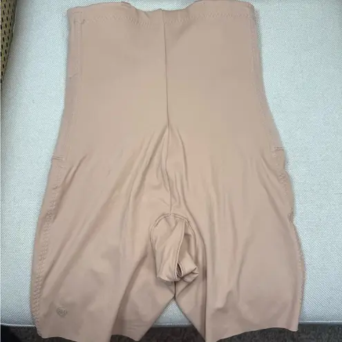 NWOT Honeylove SuperPower Girl Short Tan