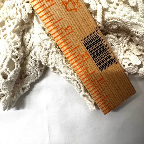 Rebellion NWOT Intricate Crochet Lace High-Waist Shorts, Boho Chic Women Med.