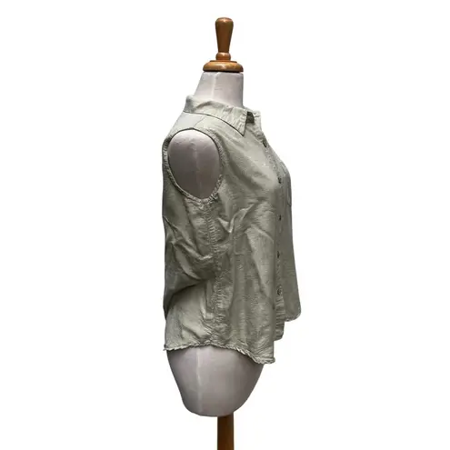 Big Dogs VTG Resortwear 100% Silk Top Sz M Pale Green Button Up Tropical Coastal