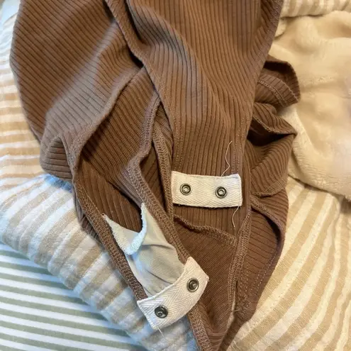 Reformation  Ivy Rib bodysuit