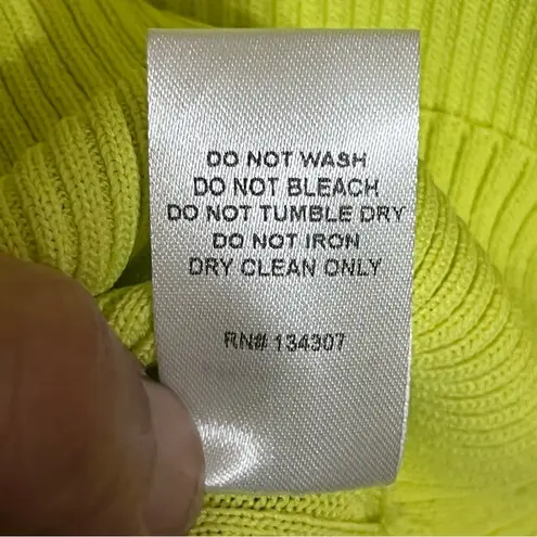 Women’s Lumiere Neon Yellow/Green Basic Long Sleeve Ribbed Top Size Small Yellow