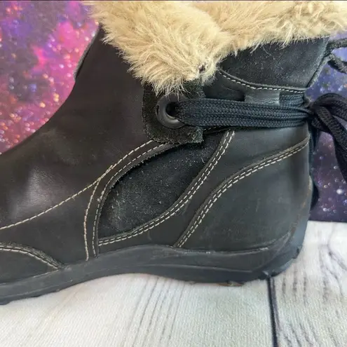 Merrell Women's Misha Black Leather Insulated Faux Fur Ankle Booties Size 9