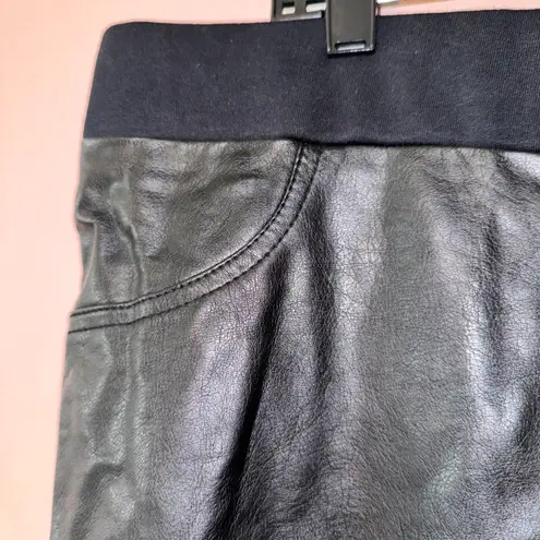 Lane Bryant Faux Leather Stretchy Pull On Pants Size 20 NWT!