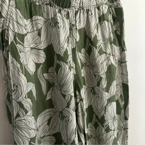 Tahari Linen Pants Women’s size XL Green and White Tropical Print Wide Leg Pants